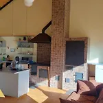 بيت ريفي Puhketalu
