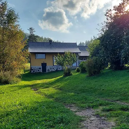 Puhketalu بيت ريفي Vakari