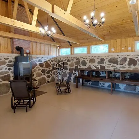 Puhketalu بيت ريفي Vakari