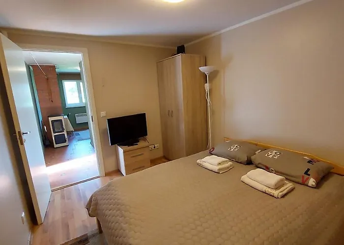 Puhketalu Zajazd Vakari